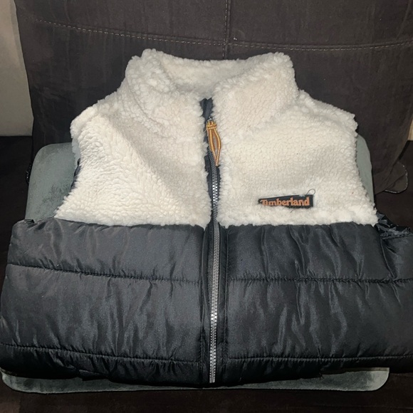 Timberland Other - 𝚃𝙸𝙼𝙱𝙴𝚁𝙻𝙰𝙽𝙳 𝙿𝚄𝙵𝙵𝙴𝚁 𝚅𝙴𝚂𝚃